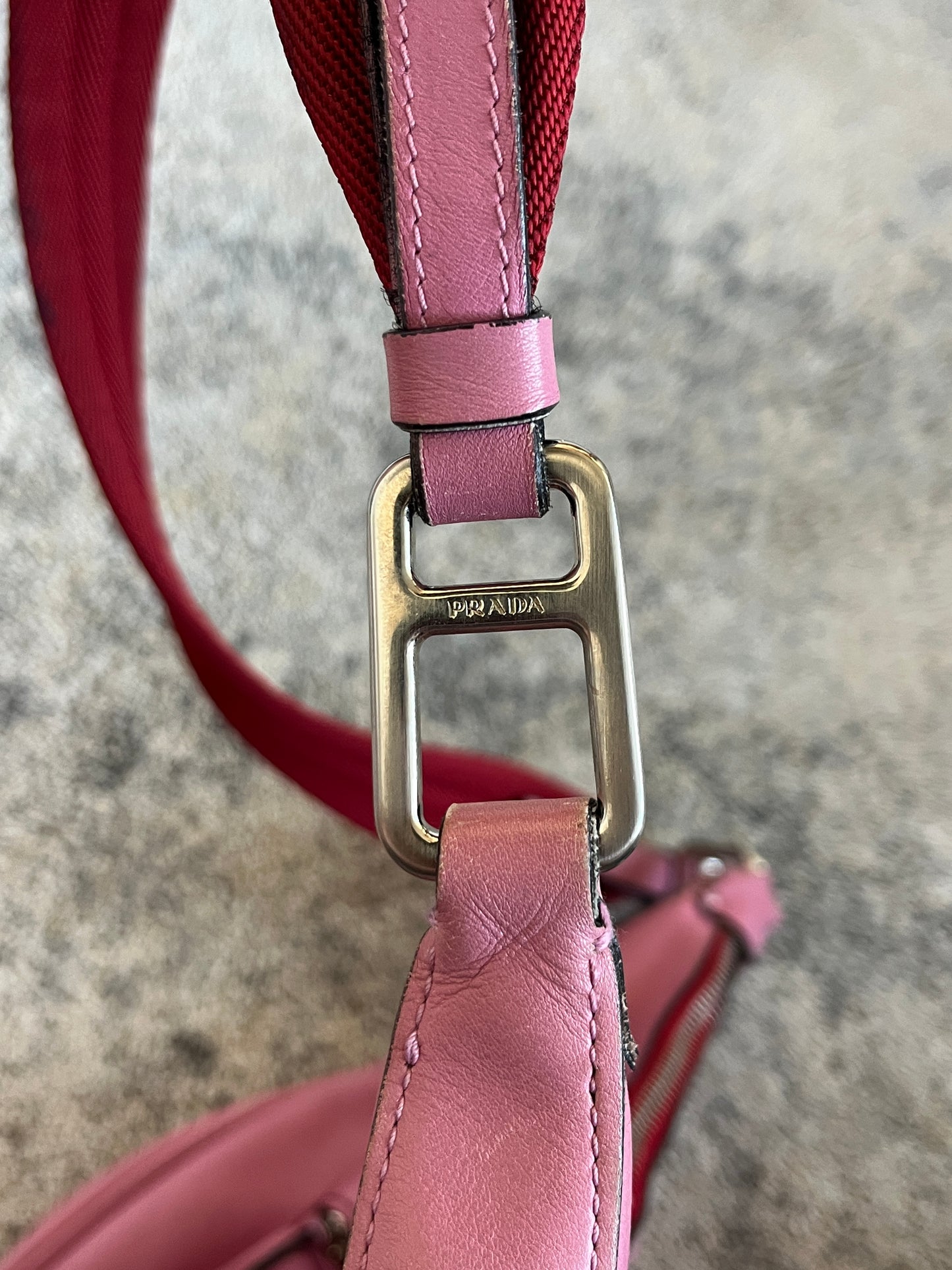 Prada FW1999 leather multi pockets bag