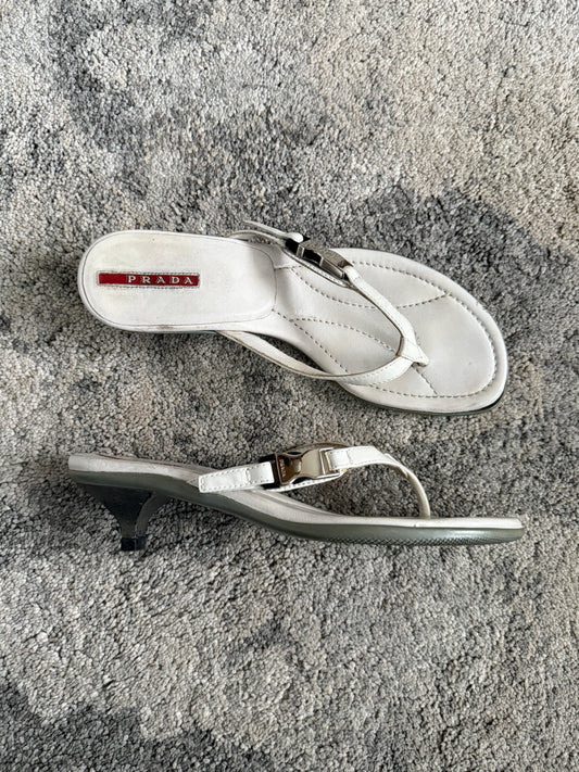 Prada 2000’s flip flop heels