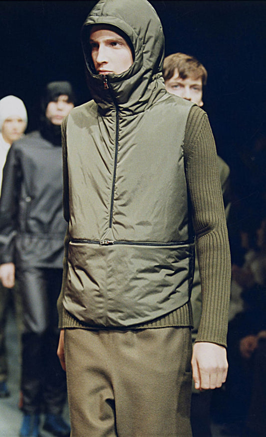 Prada FW1999 nylon padded convertible vest