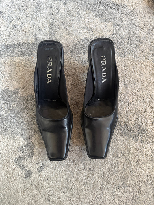 Prada FW1999 leather mules