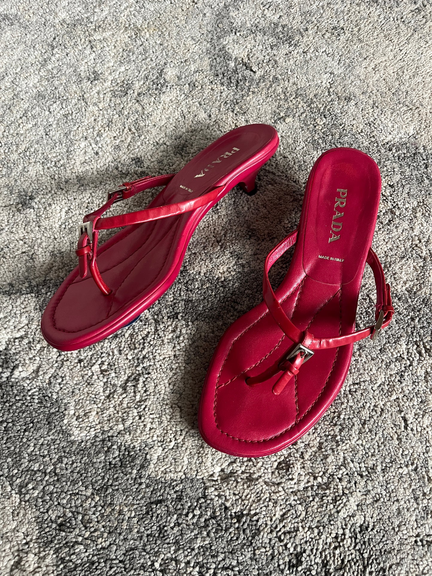 Prada 2000’s heels flip flop