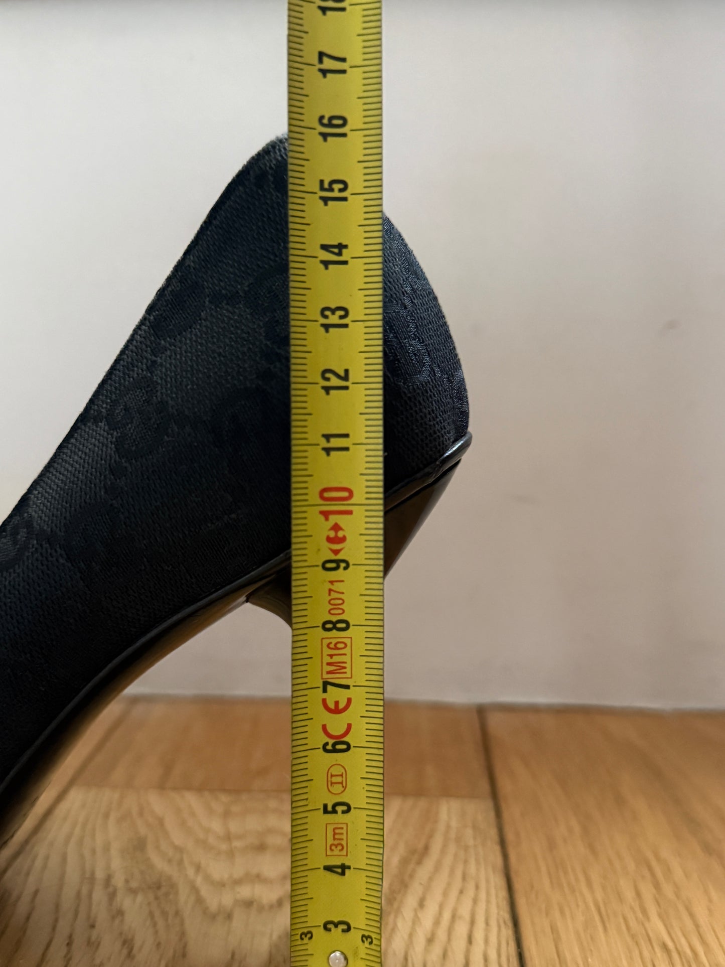 Gucci 2000’s monogramme heels