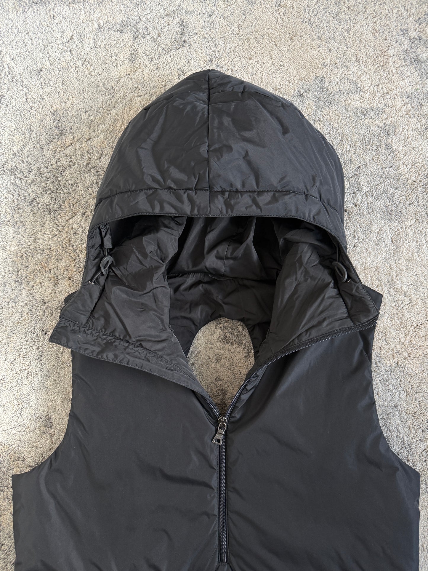 Prada FW1999 nylon padded convertible vest