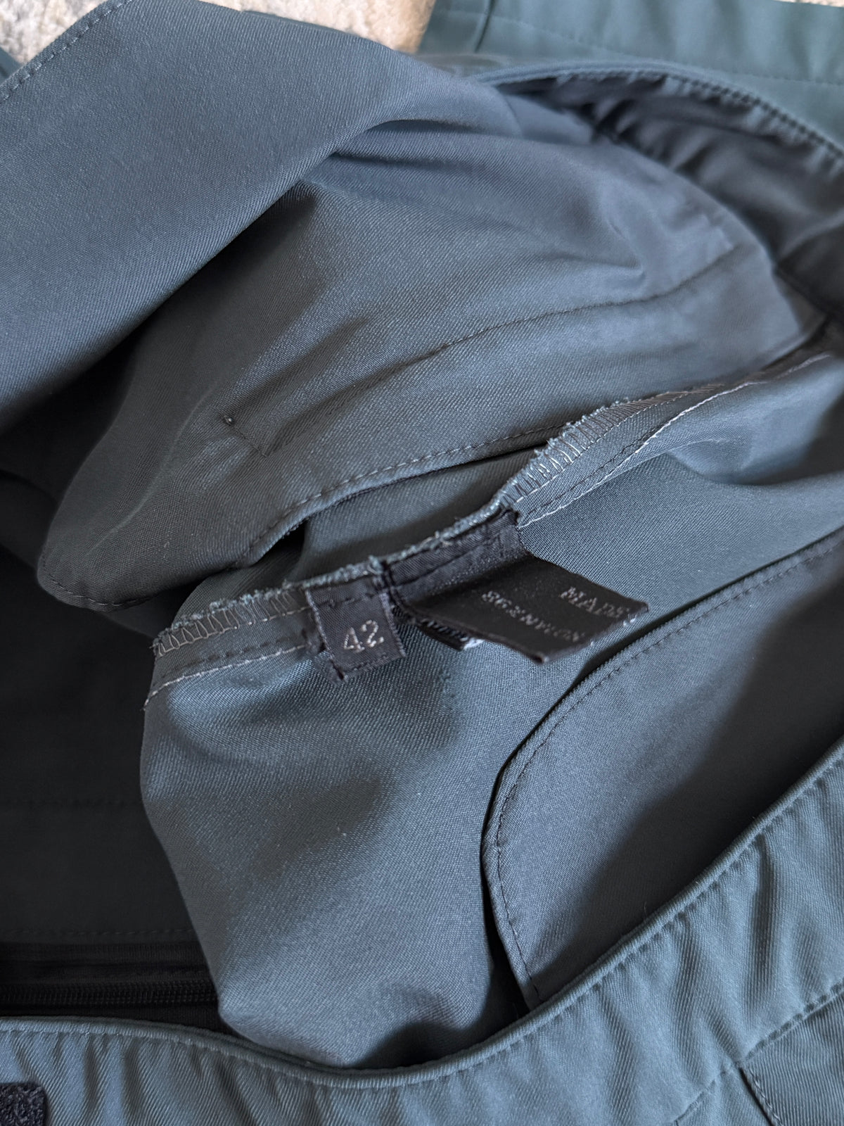 Prada 1990’s nylon capri