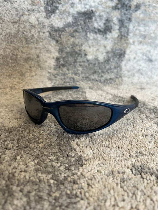 Oakley 2000's straight sunglasses