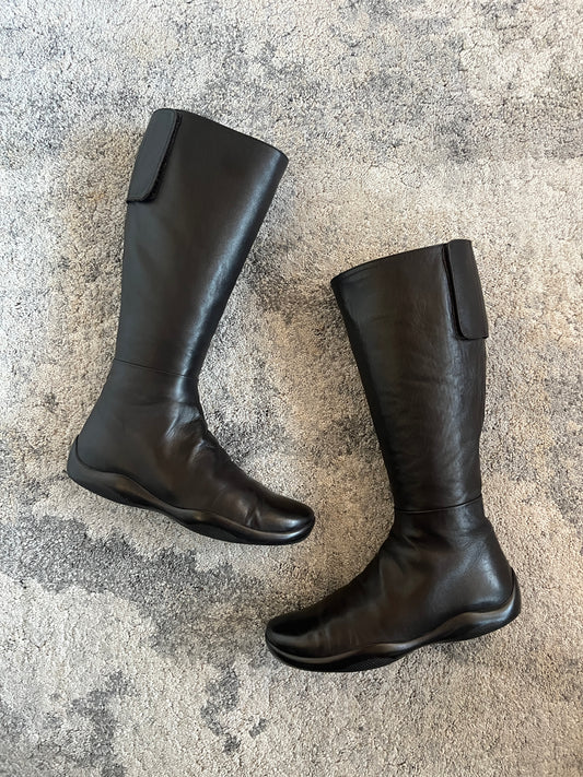 Prada 2000's leather velcro boots