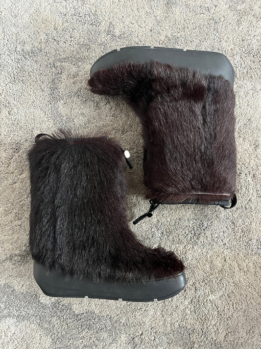 Prada FW1998 fur boots