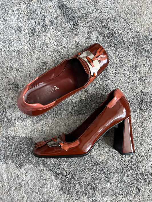 Prada FW1999 patent leather plate heels
