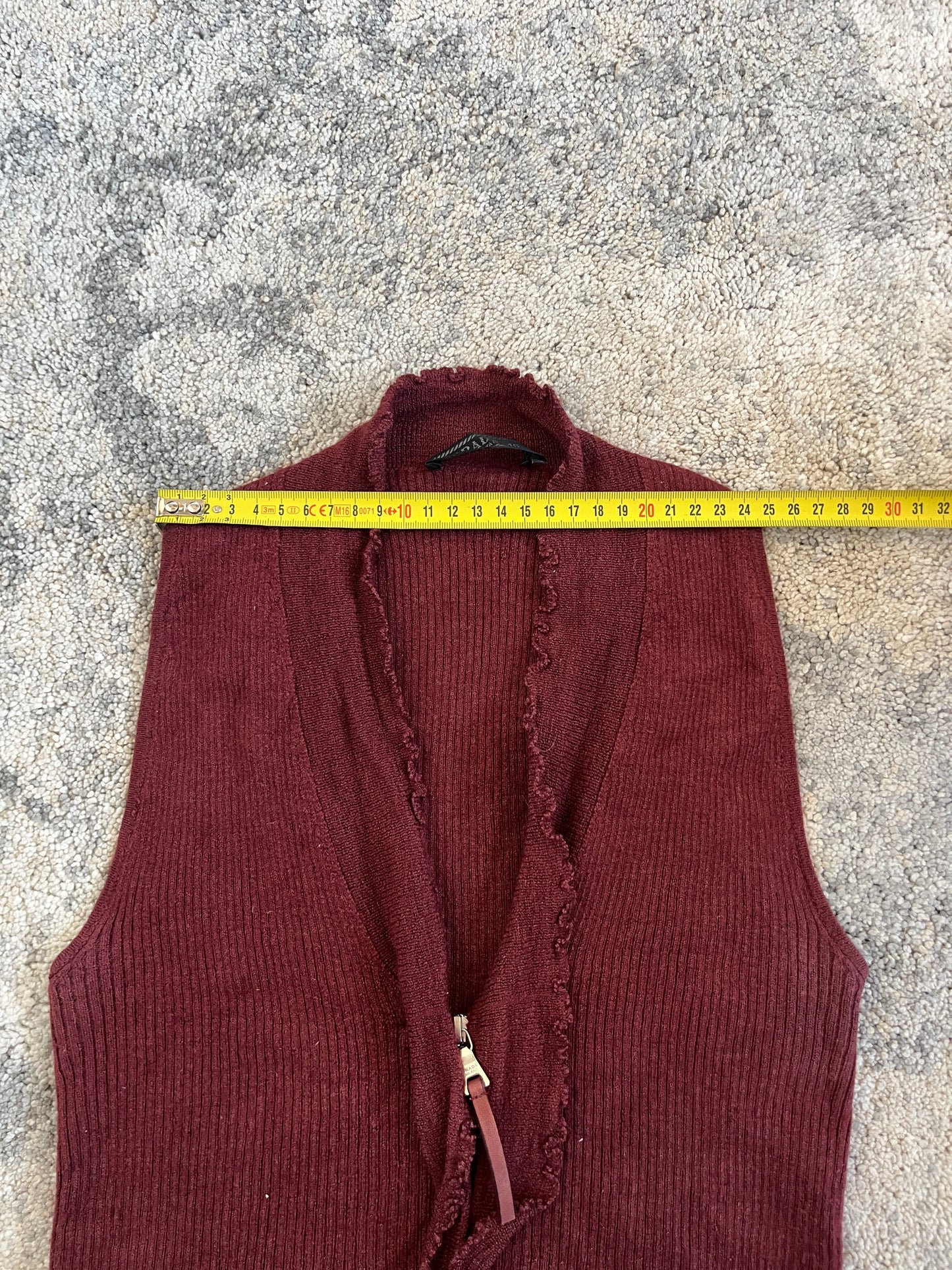 Prada FW1999 middle zip cachemir top