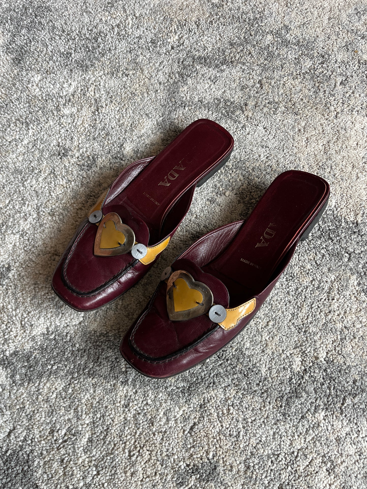 Prada 1999 leather flat mules