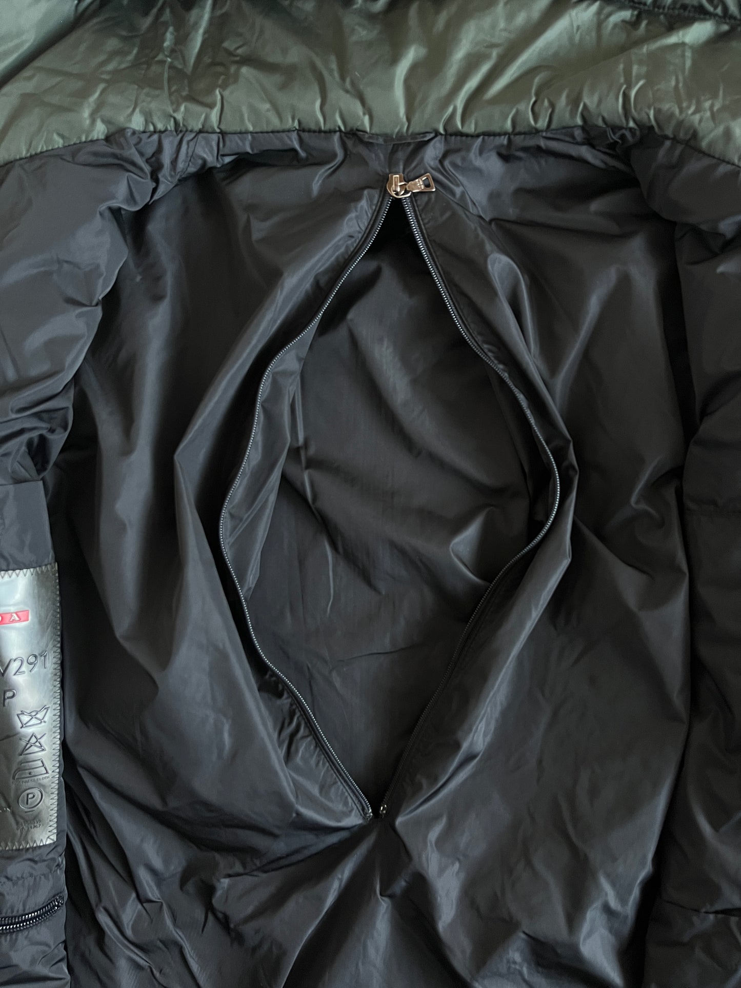 Prada FW2000 nylon padded convertible jacket