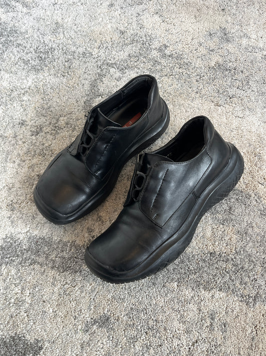 Prada FW1999 vibram soles square derby