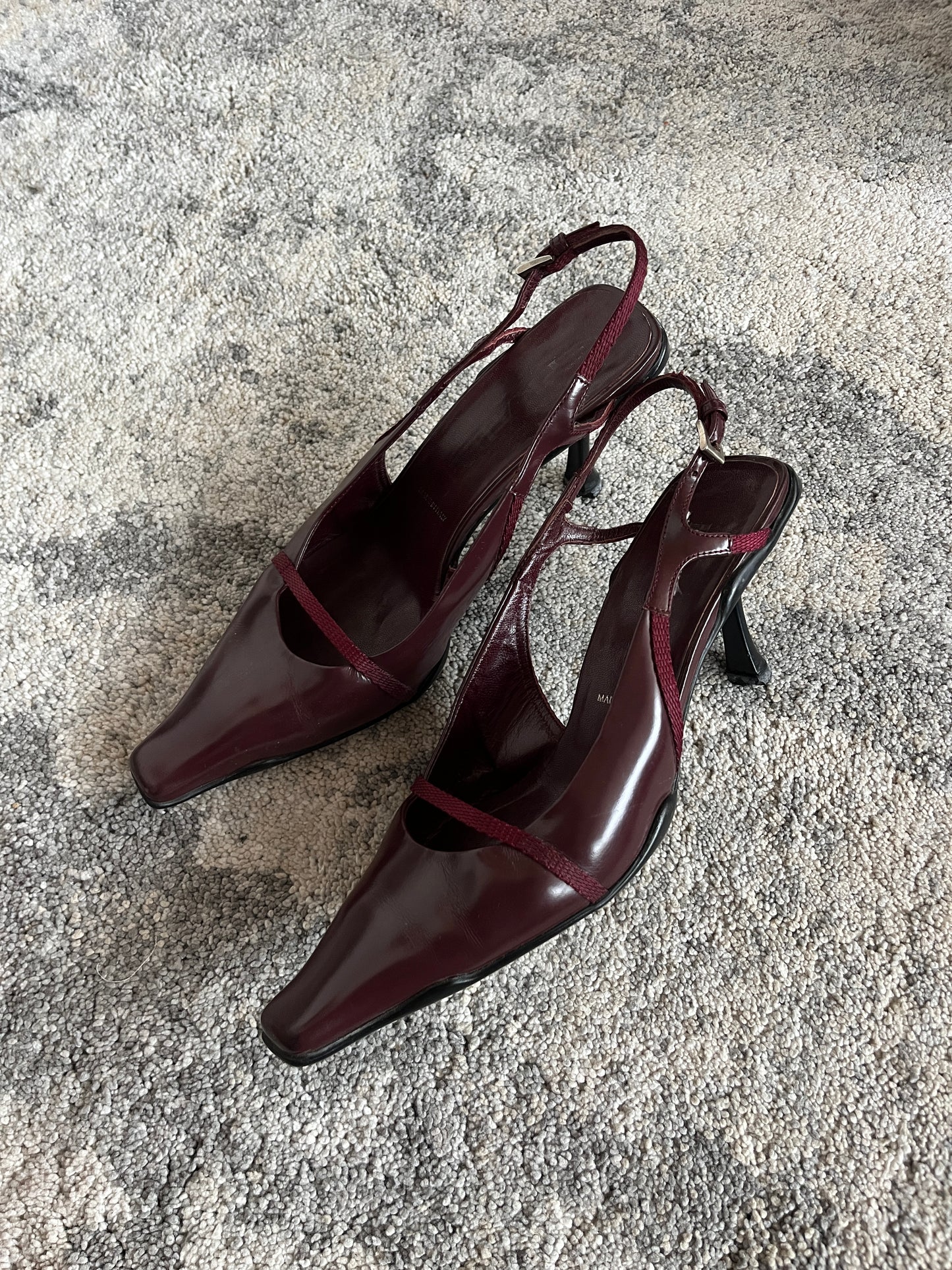 Prada 2000 leather kitten heels