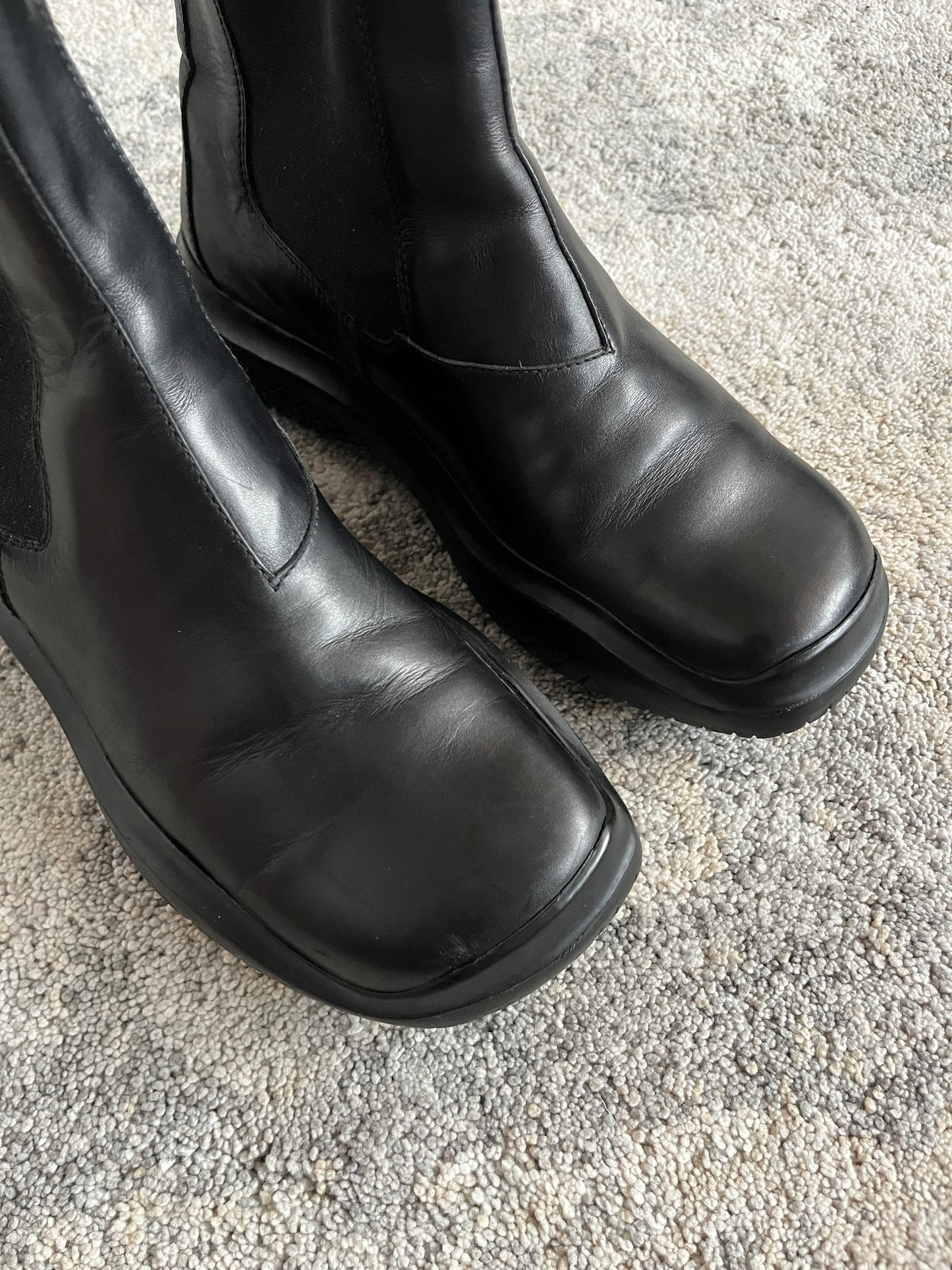 Prada FW1999 leather chelsea boots with vibram soles