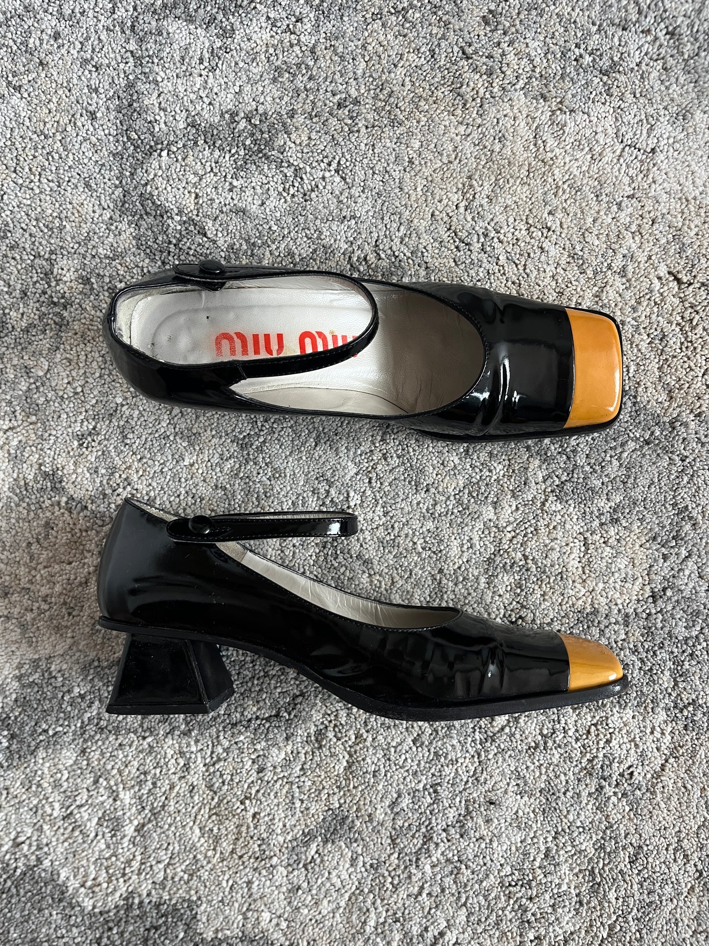 Miu Miu 1990's patent leather shoes