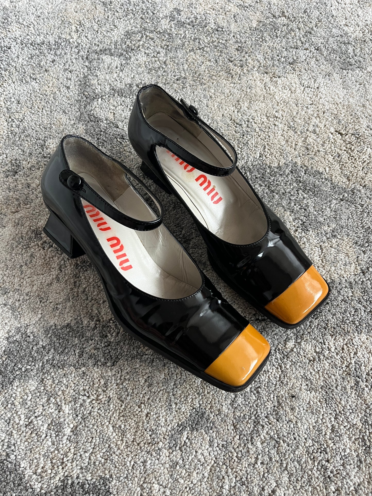 Miu Miu 1990's patent leather shoes