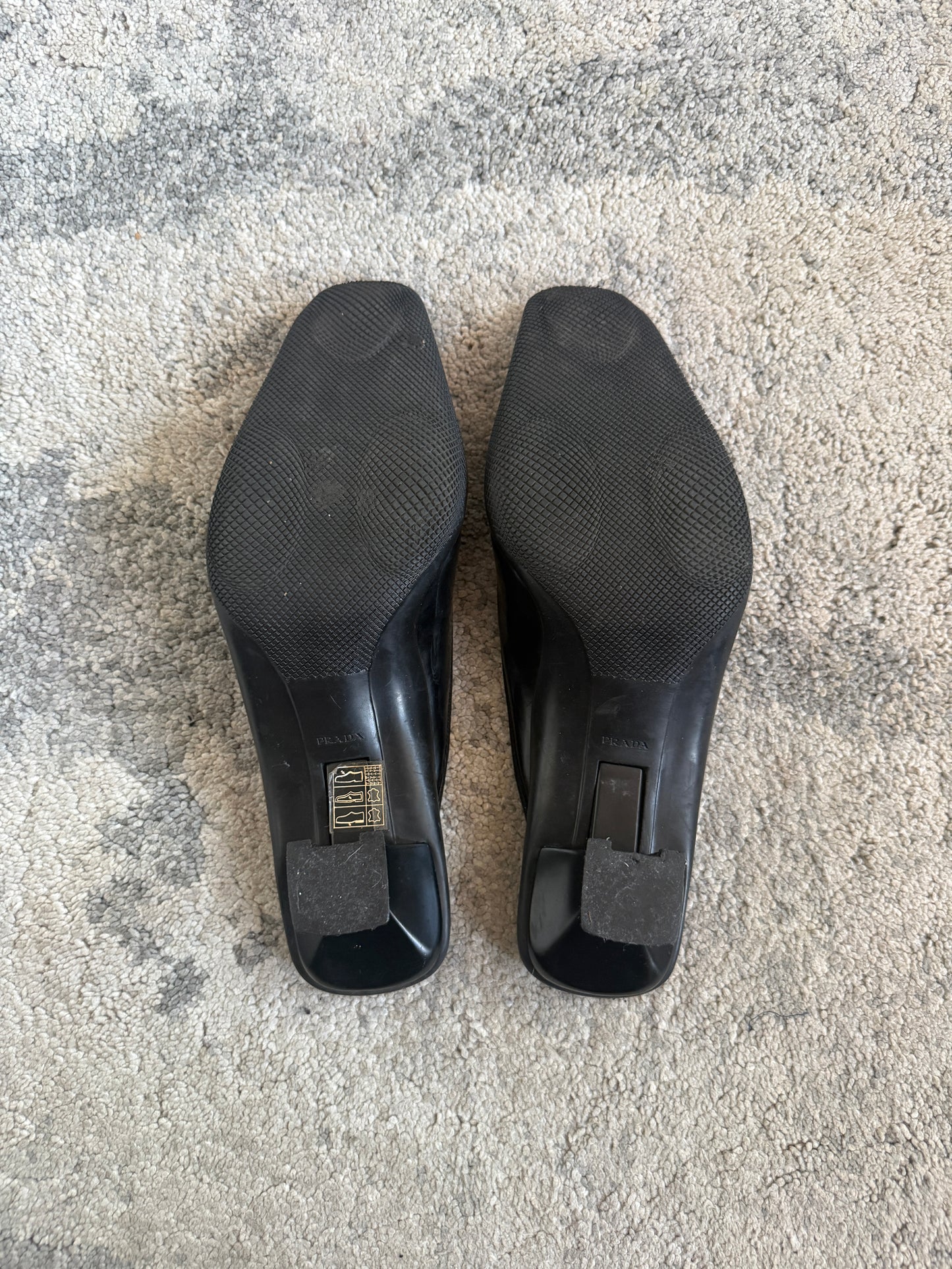 Prada FW1999 leather mules
