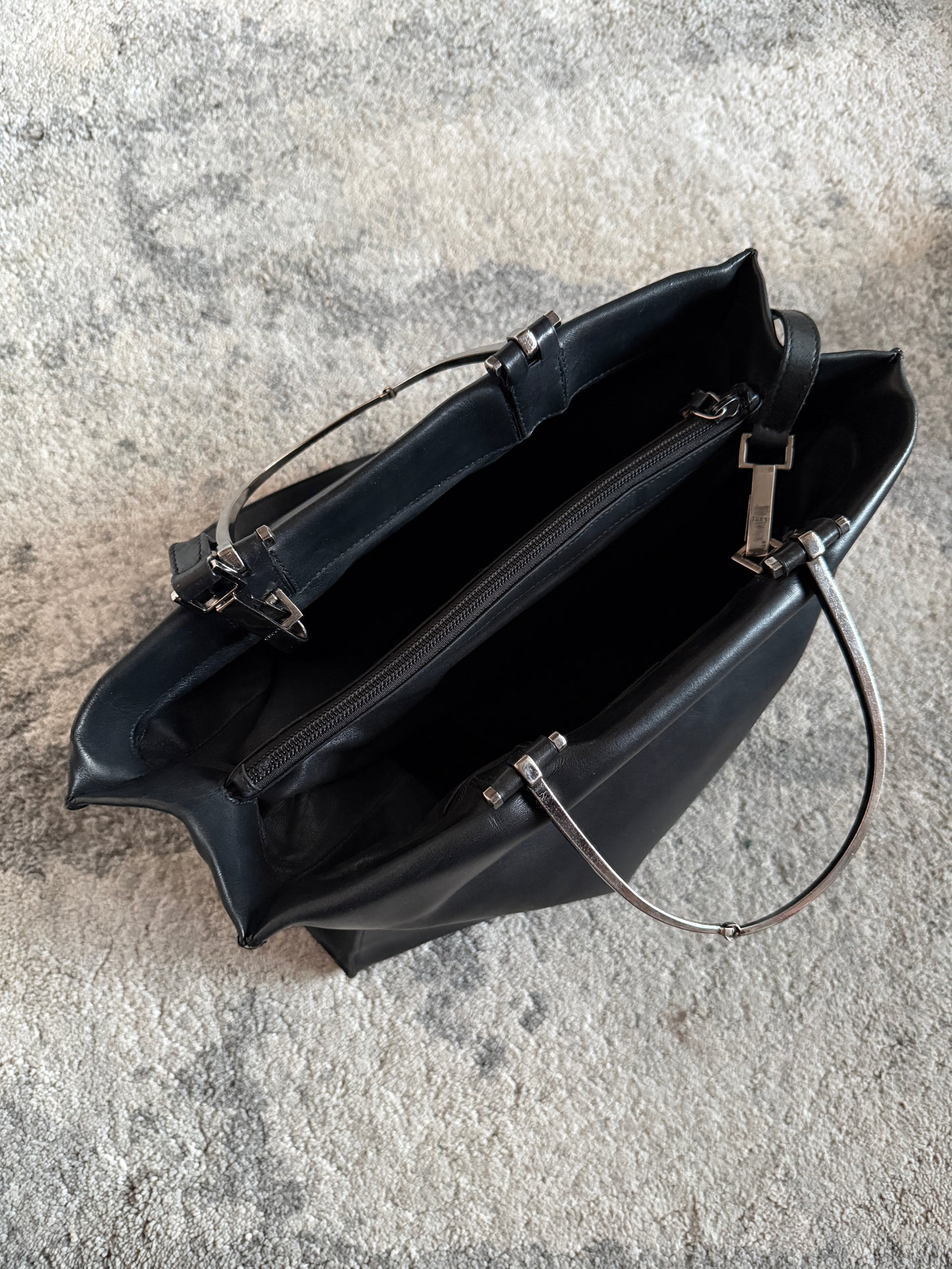 Gucci 2000’s leather metal handle