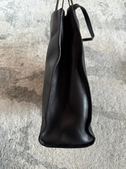 Gucci 2000’s leather metal handle