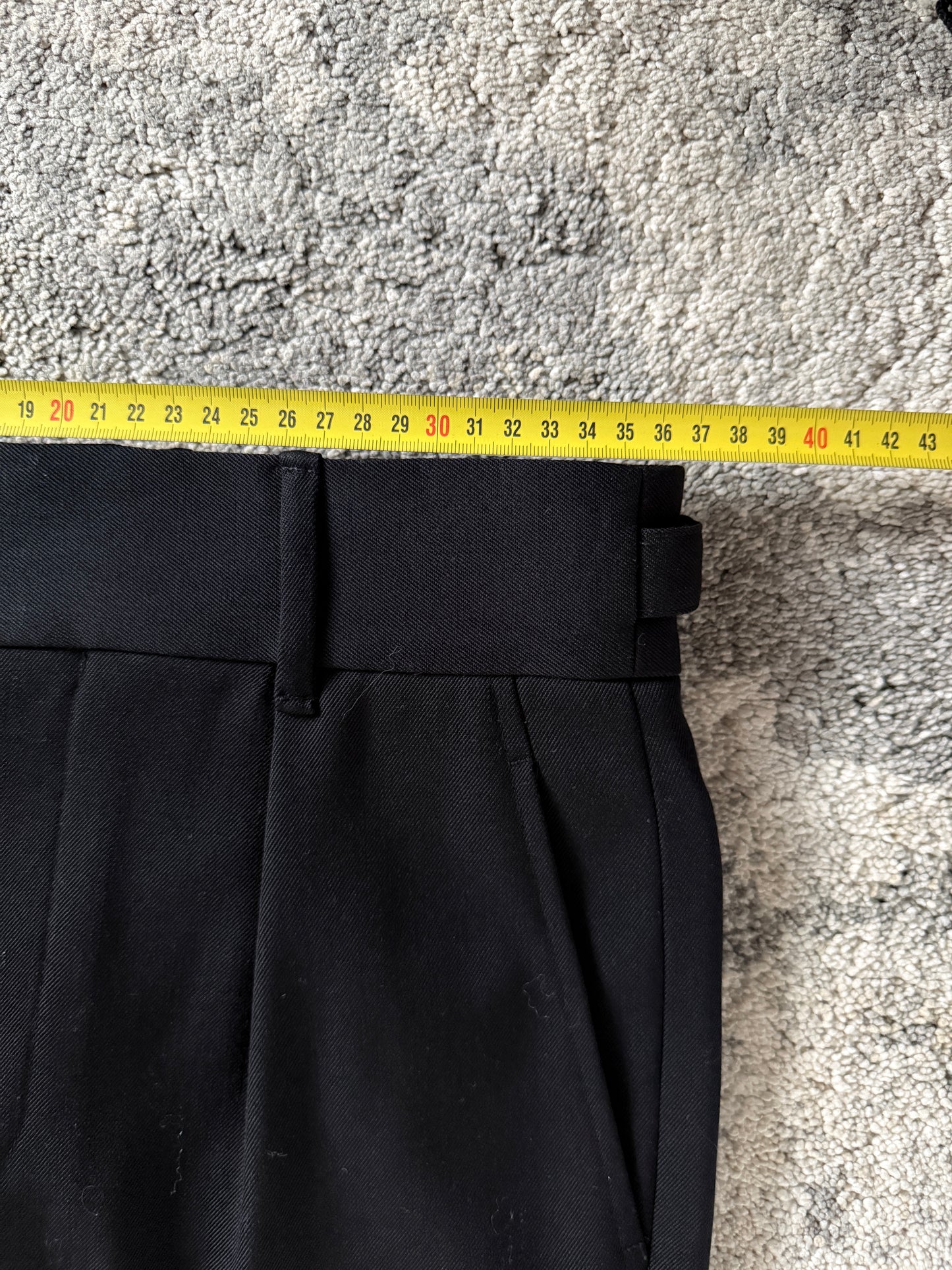Gucci FW1998 wool mini skirt by Tom Ford