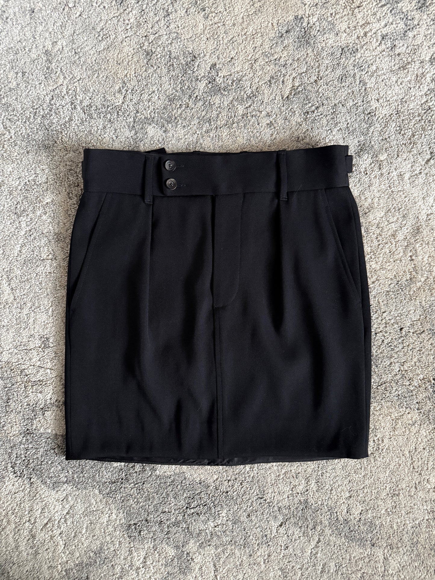 Gucci FW1998 wool mini skirt by Tom Ford