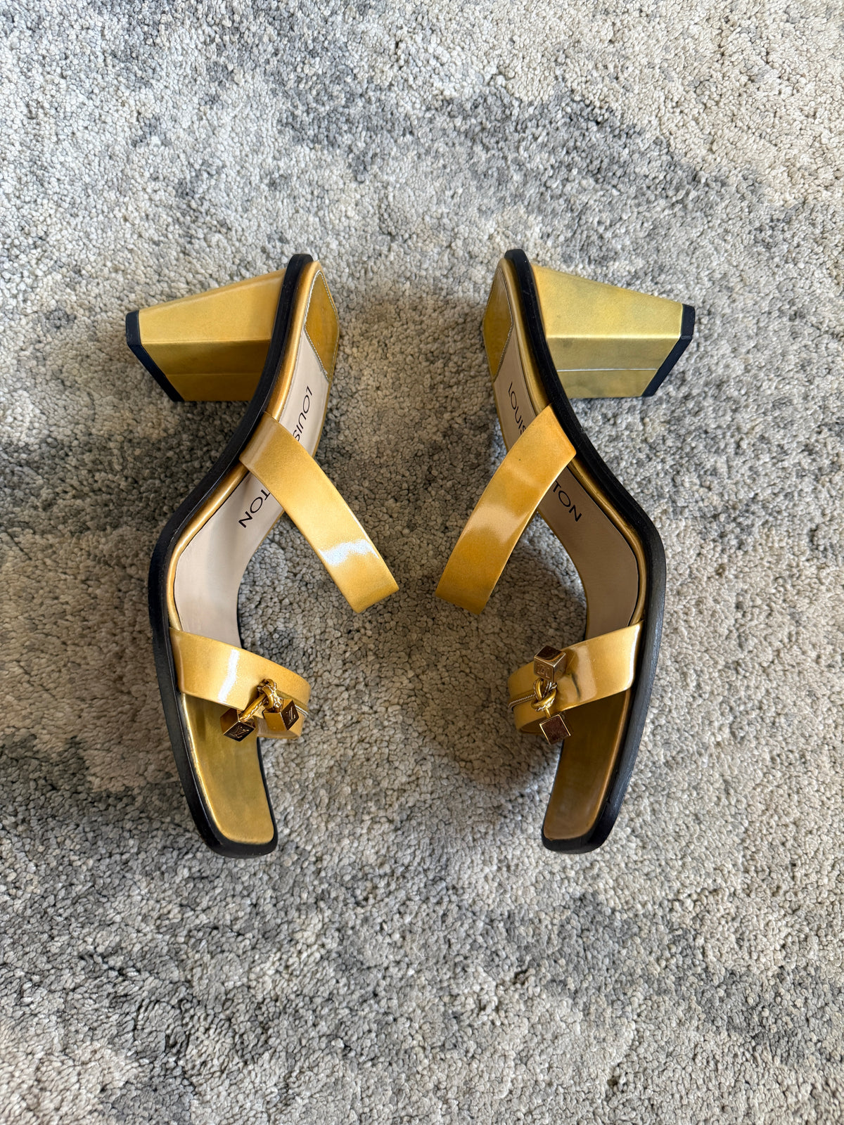 Louis Vuitton SS2000 patent leather heels