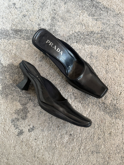 Prada FW1999 leather mules