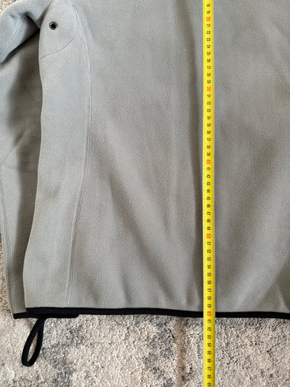 Prada 2000’s "Leading Ski Schools" fleece