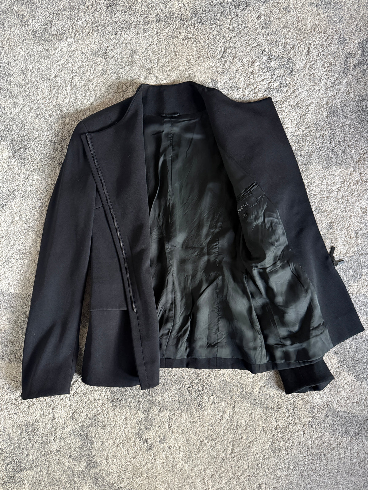 Gucci FW1999 asymetric wool jacket by Tom Ford
