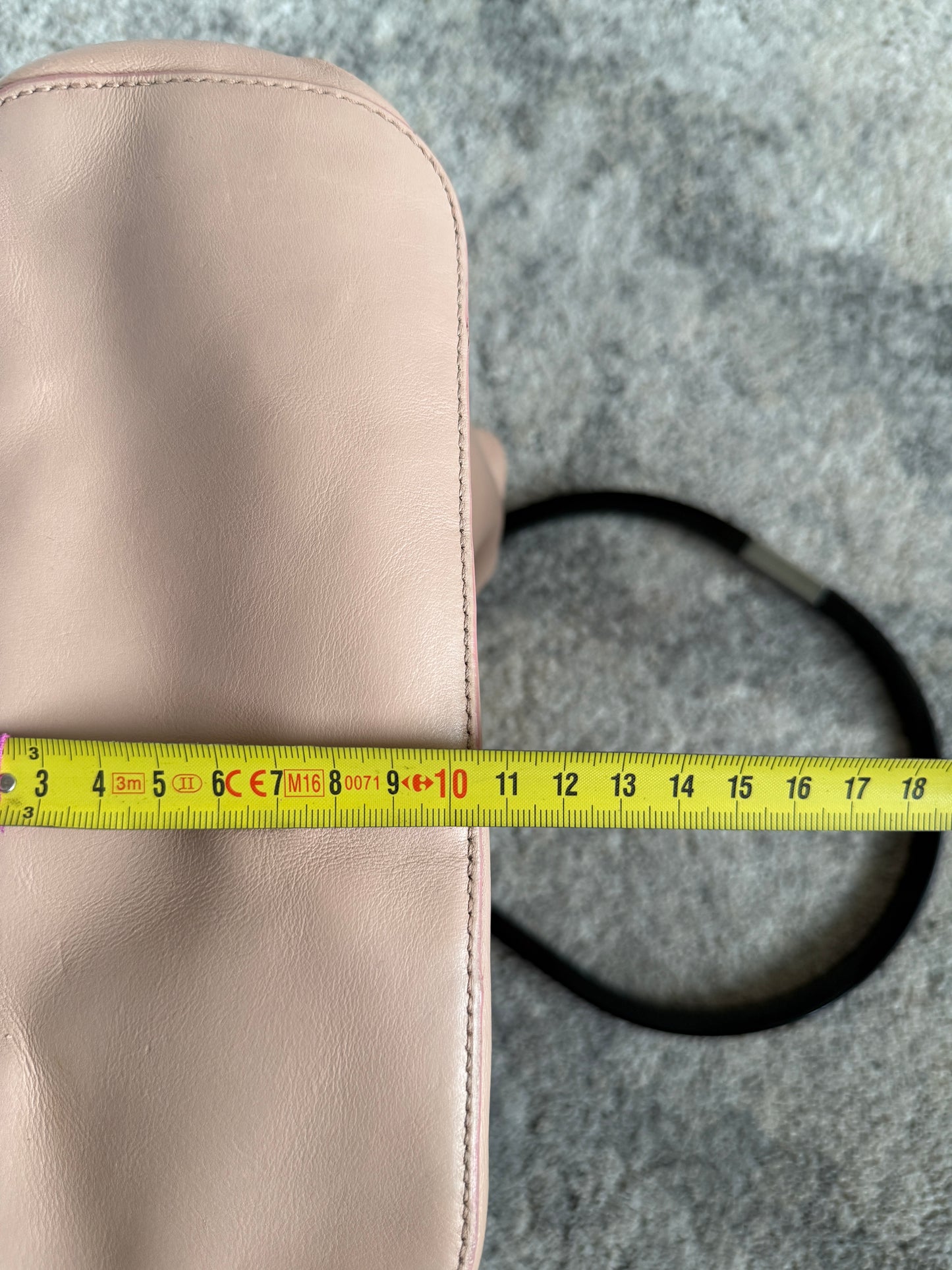 Gucci FW1999 bucket leather bag