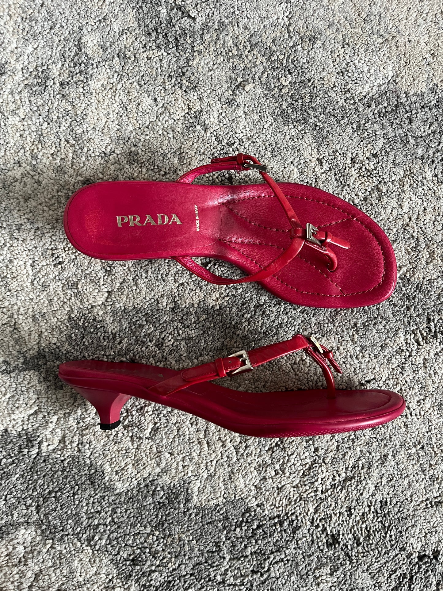 Prada 2000’s heels flip flop