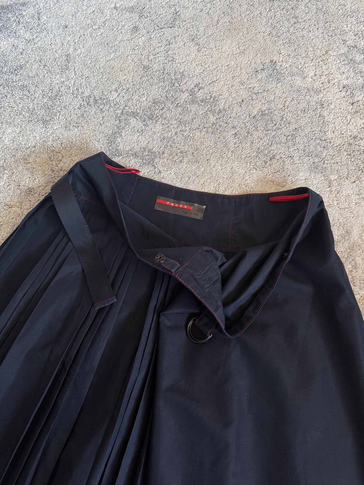 Prada 2000’s cotton pleated skirt