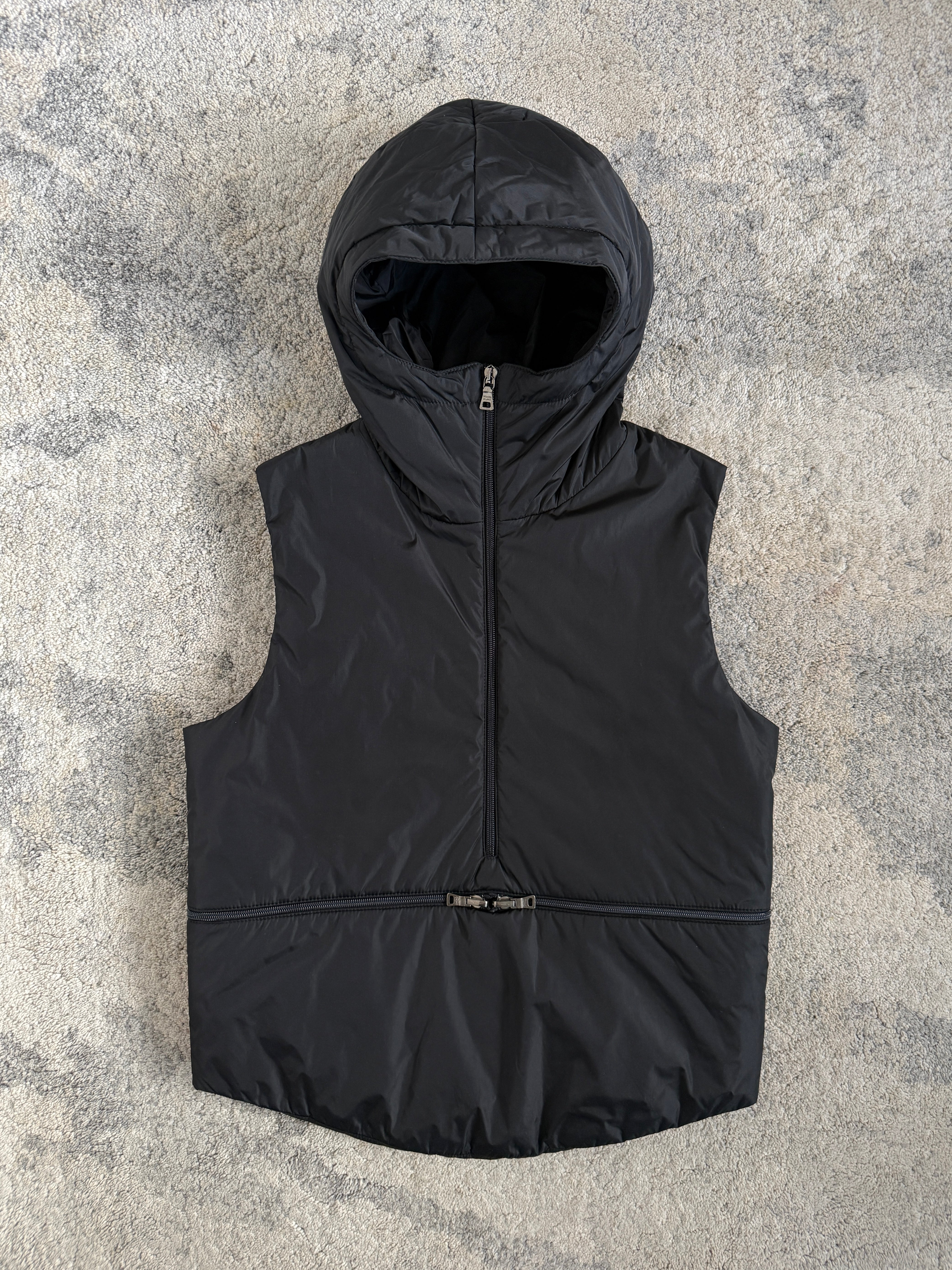 トップス prada FW1994 nylon vest archive Prada Vintage Archive Fall 1994 Black Nylon Zipper Multi