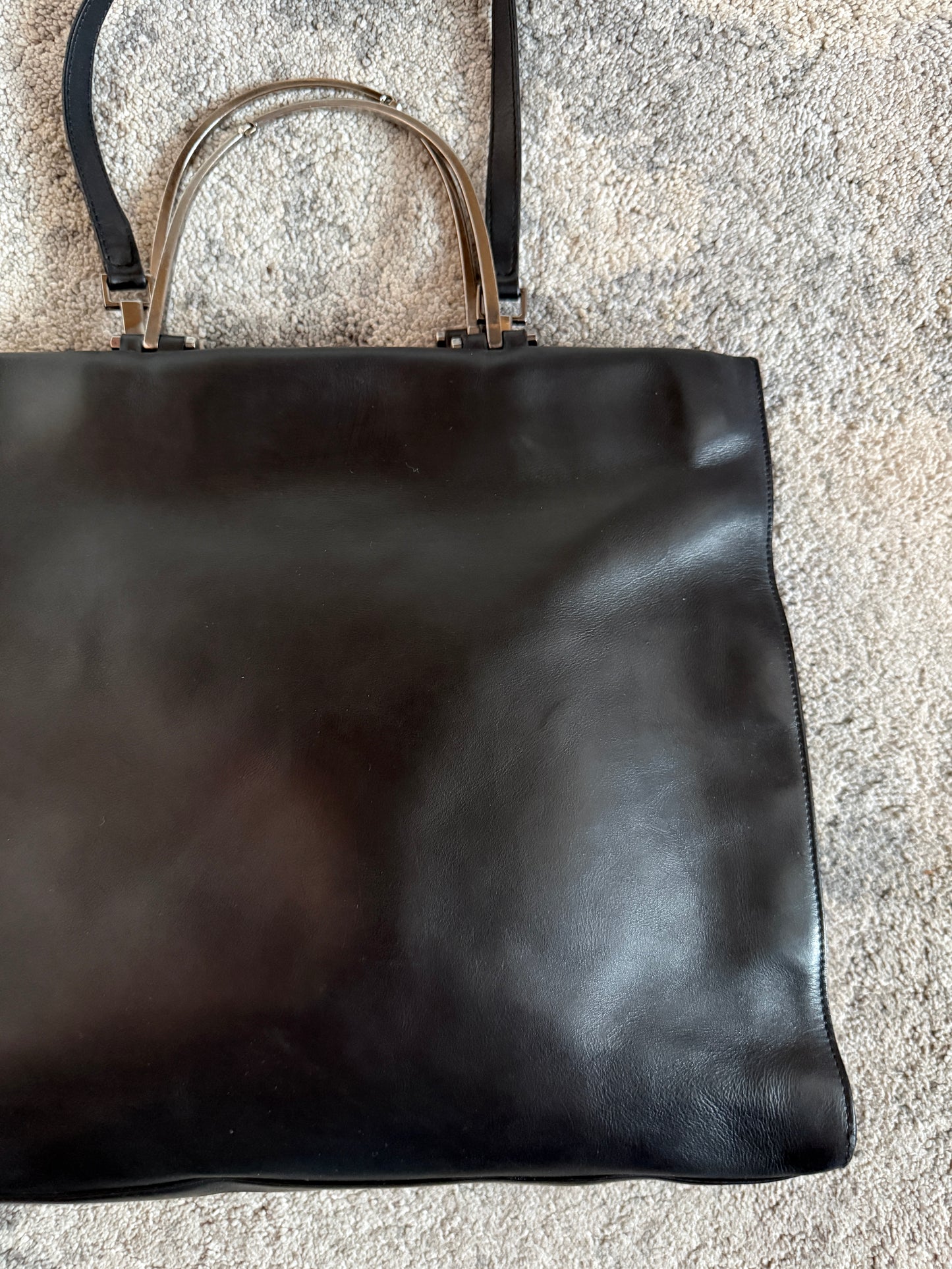 Gucci 2000’s leather metal handle