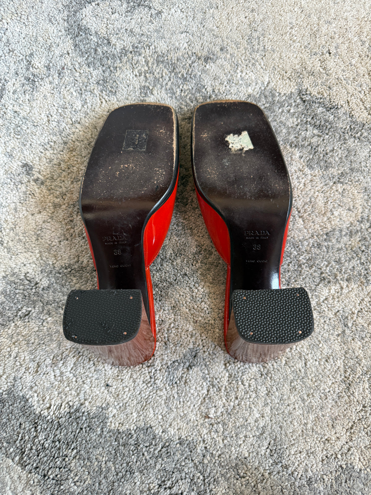 Prada FW1999 patent leather mules