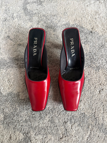 Prada FW1999 leather mules