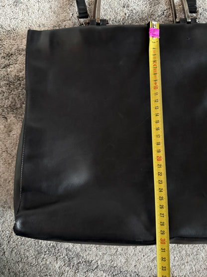 Gucci 2000’s leather metal handle