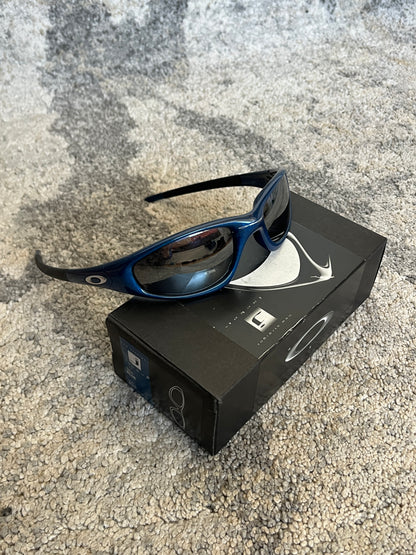 Oakley 2000's straight sunglasses
