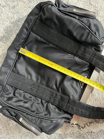 Prada 2010's wallet closure handbag