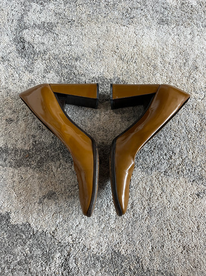 Prada 1999 holes leather heels