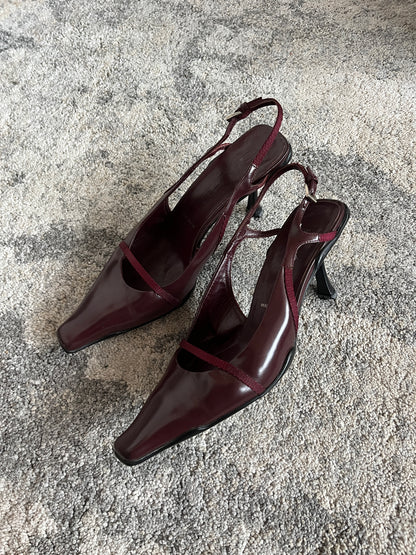 Prada 2000 leather kitten heels