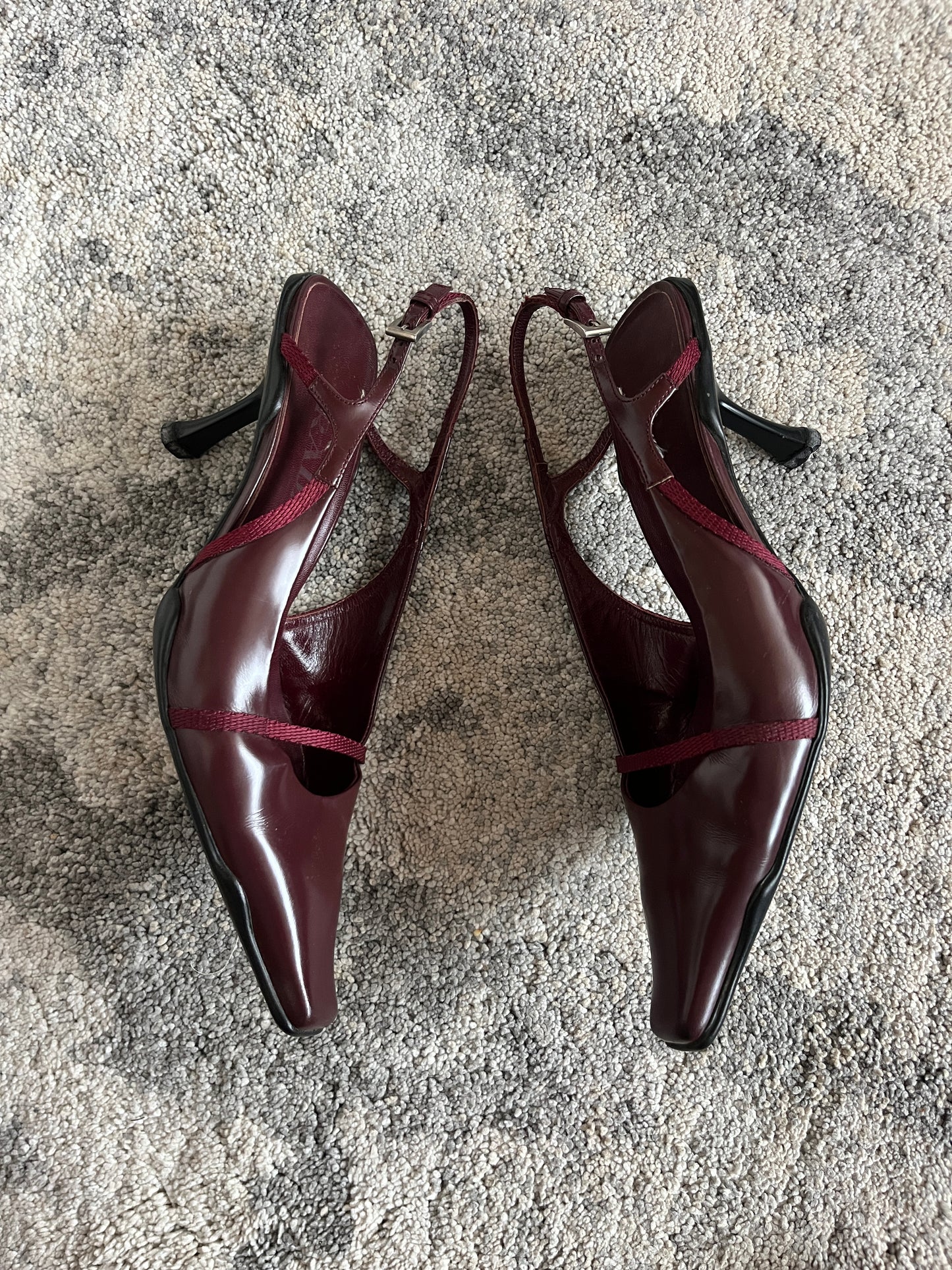 Prada 2000 leather kitten heels