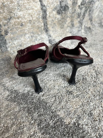 Prada 2000 leather kitten heels