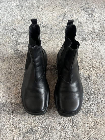 Prada FW1999 leather chelsea boots with vibram soles